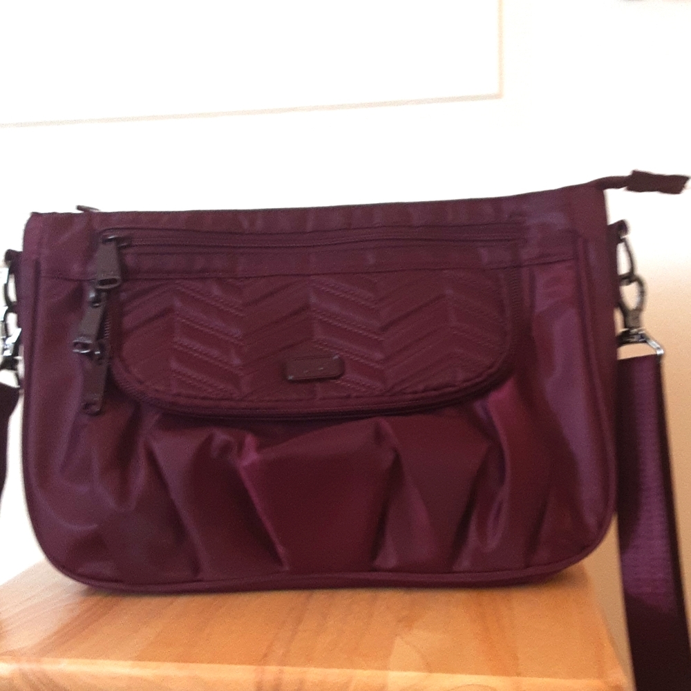 LUG Mambo Crossbody/Shoulder Bag Burgundy